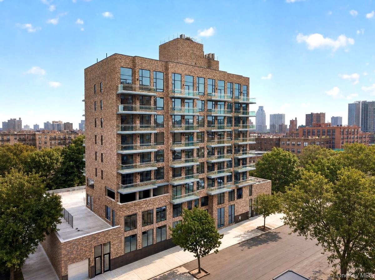 31-35 137th ST #6A, Flushing, NY 11354