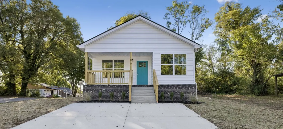 812 Woodside St, Columbia, TN 38401