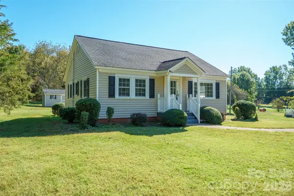 603 Westminster DR, Statesville, NC 28677