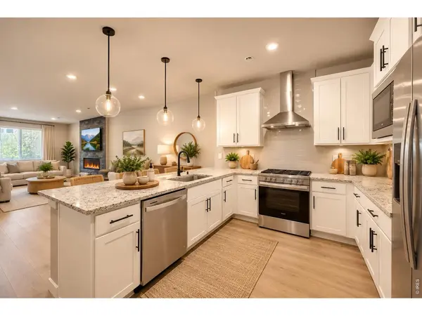 2844 Bear Springs, Longmont, CO 80503