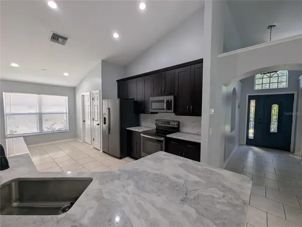 6907 FREEPORT RD, Riverview, FL 33578