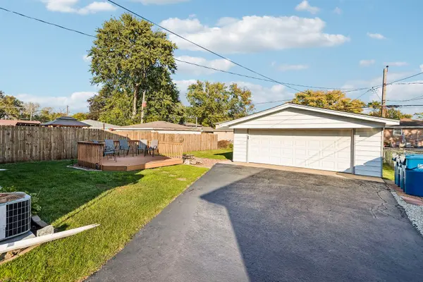 14323 Kildare AVE, Midlothian, IL 60445