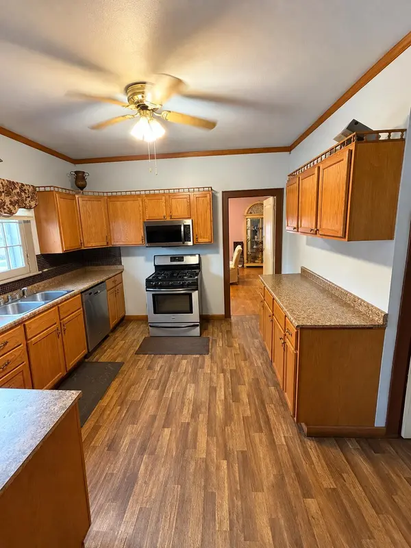 5628 Washington ST, Merrillville, IN 46410