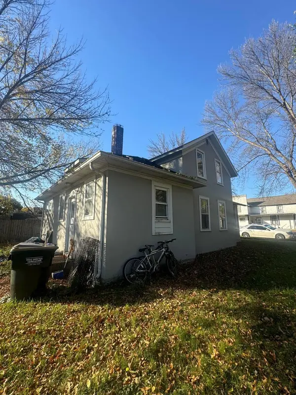22 Hickory ST N, Lester Prairie, MN 55354