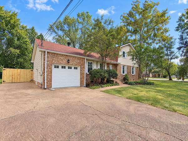 200 Stoneyway Ct, Nolensville, TN 37135
