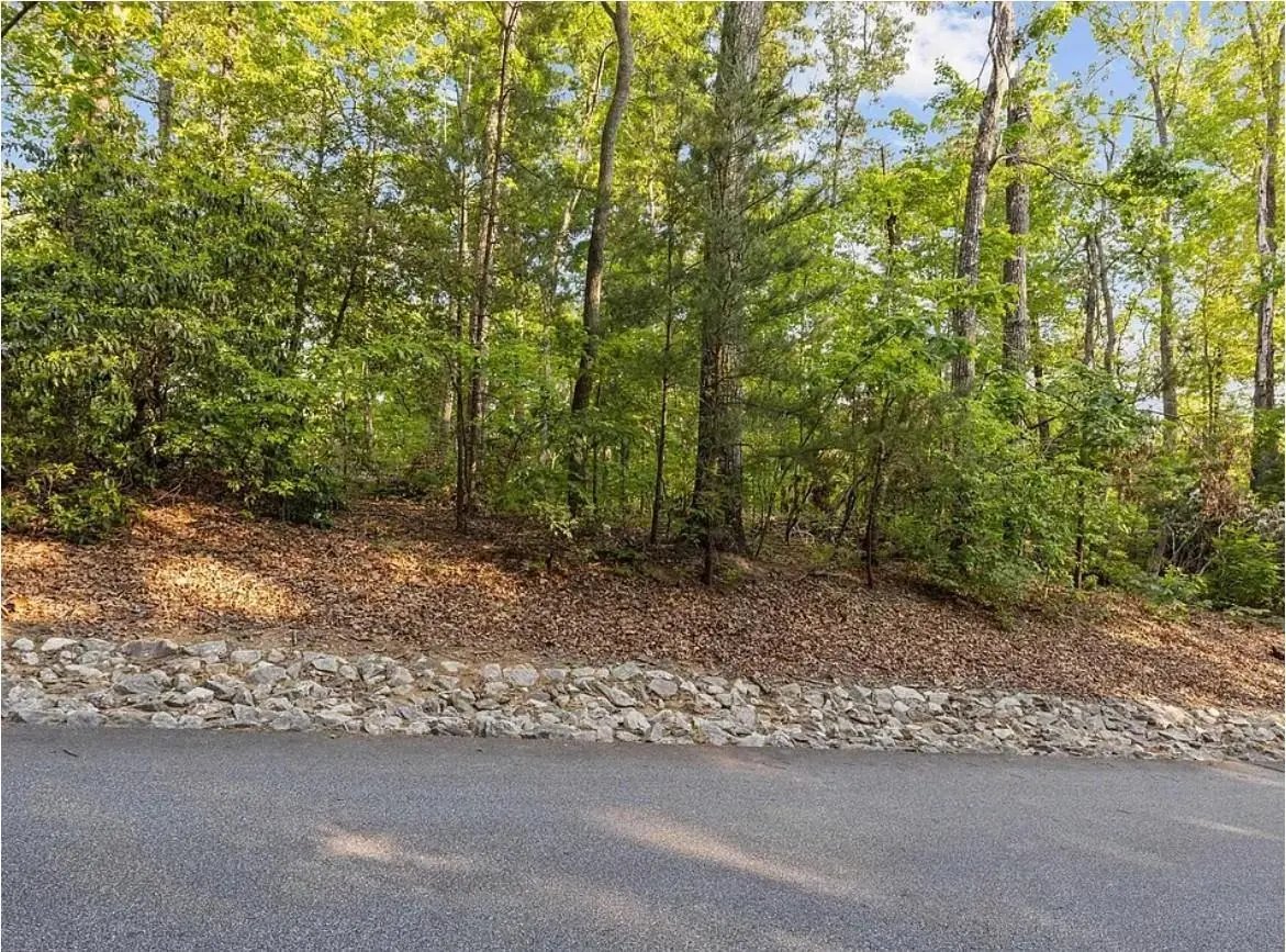 5 Rhone Valley CIR, Travelers Rest, SC 29690