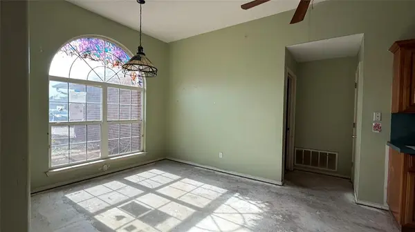900 Banff CT, Yukon, OK 73099
