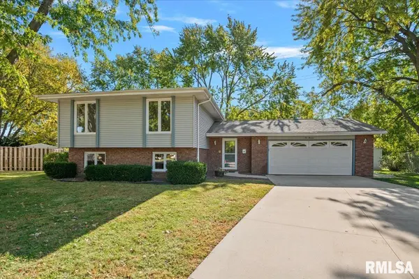 200 SAXON DR, Springfield, IL 62704