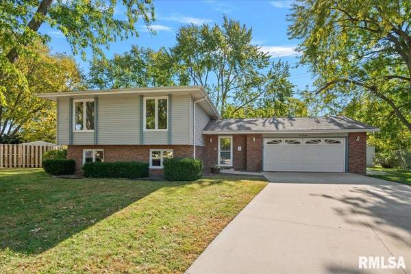 200 SAXON DR, Springfield, IL 62704
