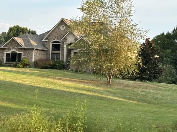 108 Cathey Rd, Wartrace, TN 37183