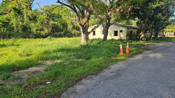131 E BAY BLVD S, Lake Wales, FL 33859