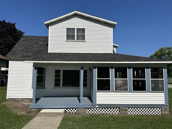 311 S Clay ST, Morocco, IN 47963