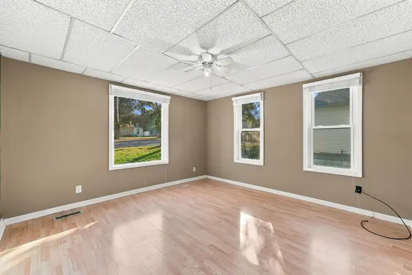 130 Birch ST SE, New London, MN 56273