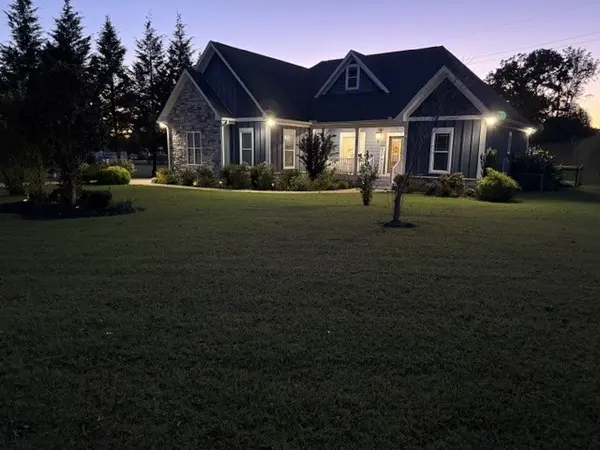 203 Oak Crest Dr, Sparta, TN 38583