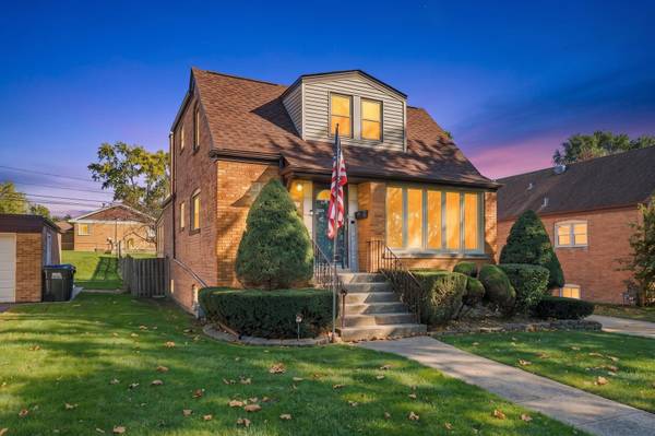 10937 S Tripp AVE, Oak Lawn, IL 60453