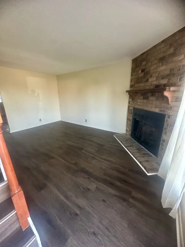 870 Peachers Mill Rd #A, Clarksville, TN 37042