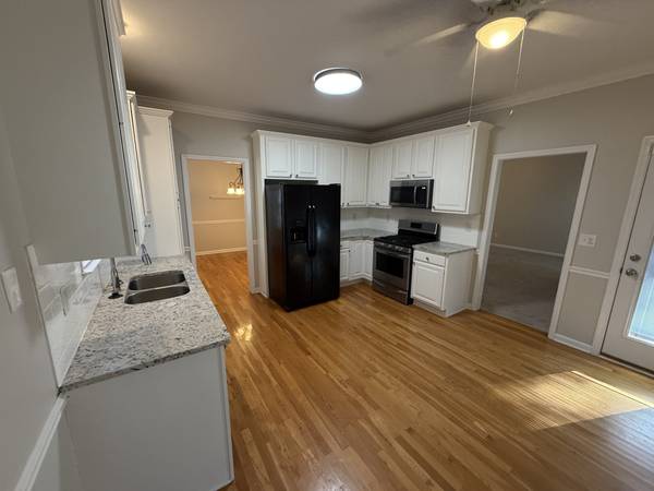 2738 Wales Ct, Thompsons Station, TN 37179