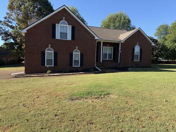 2738 Wales Ct, Thompsons Station, TN 37179