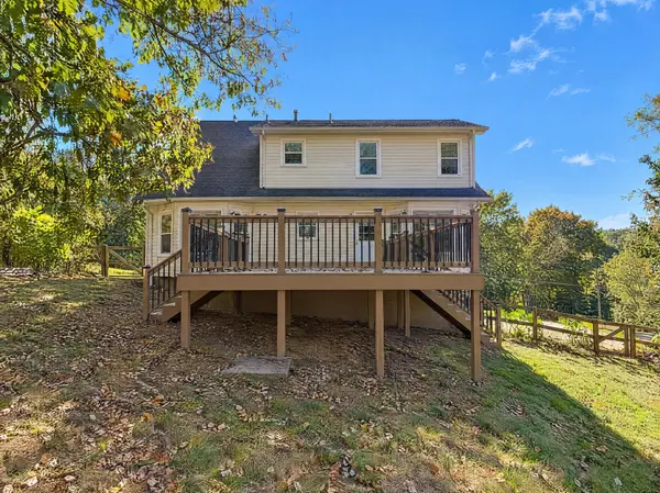 702 Lone Oak Dr, Pegram, TN 37143