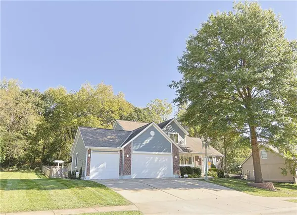 5101 S Tierney CT, Independence, MO 64055