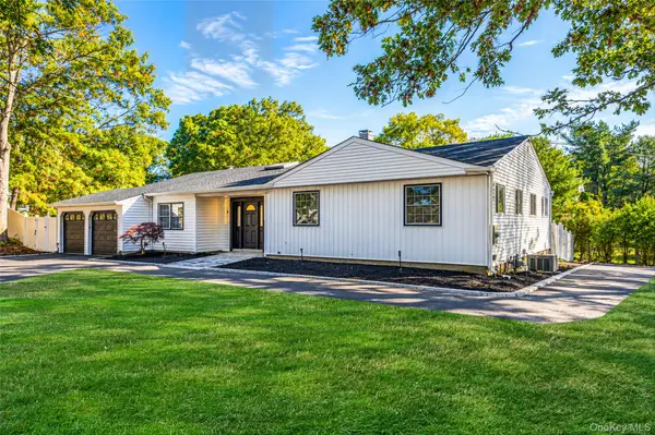 67 Chestnut ST, Coram, NY 11727
