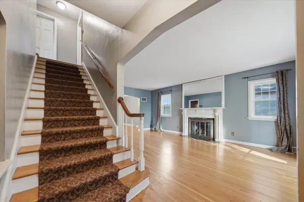 115 N Ridgewood Drive, Wichita, KS 67208