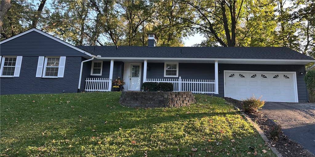 217 NW 43rd ST, Kansas City, MO 64116