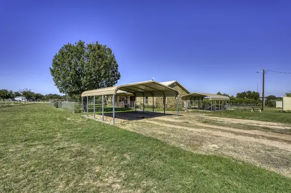 1701 W RR 152, Llano, TX 78643