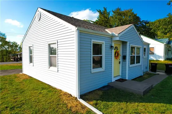 102 Westview PL, Excelsior Springs, MO 64024