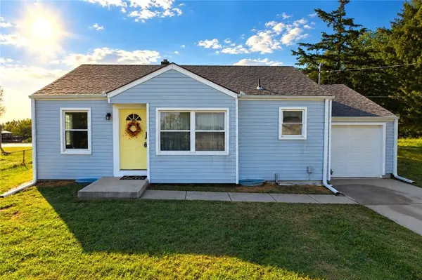 102 Westview PL, Excelsior Springs, MO 64024