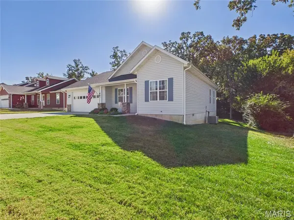 124 Alisha AVE, Poplar Bluff, MO 63901