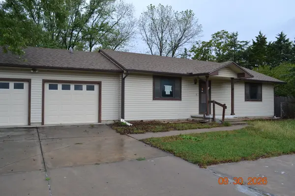 523 N Lakeside Dr., Andover, KS 67002