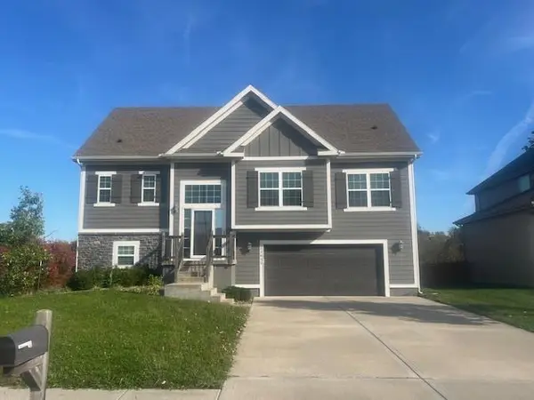 11611 N Crystal AVE, Kansas City, MO 64156