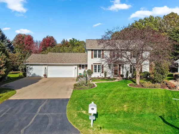 W2544 BROOKMEADOW CT, Appleton, WI 54915