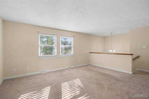 5899 Bear Creek RD, House Springs, MO 63051