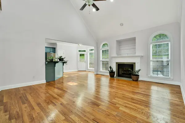 7321 Majestic Hill Dr, Chattanooga, TN 37421