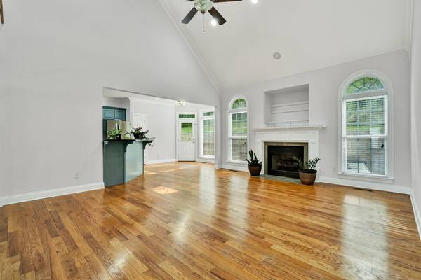 7321 Majestic Hill Dr, Chattanooga, TN 37421
