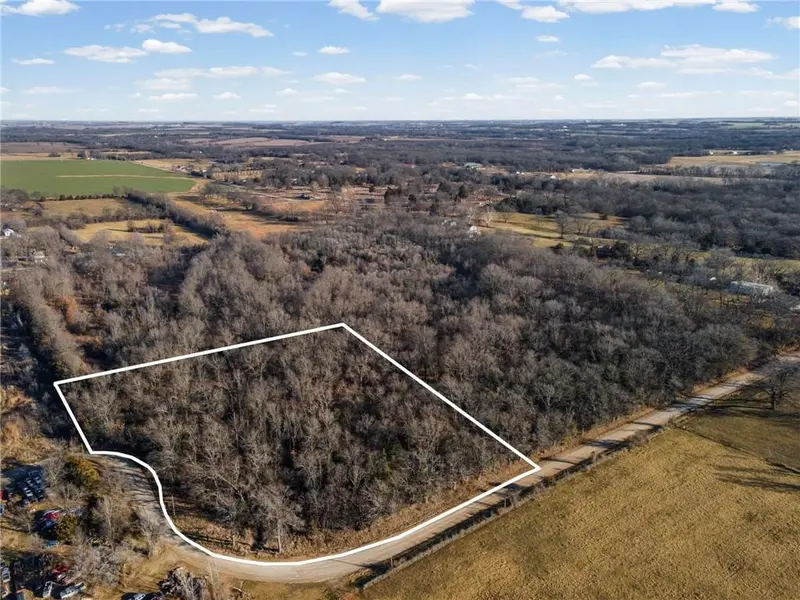 SW Lot E Dakota ST, Butler, MO 64730