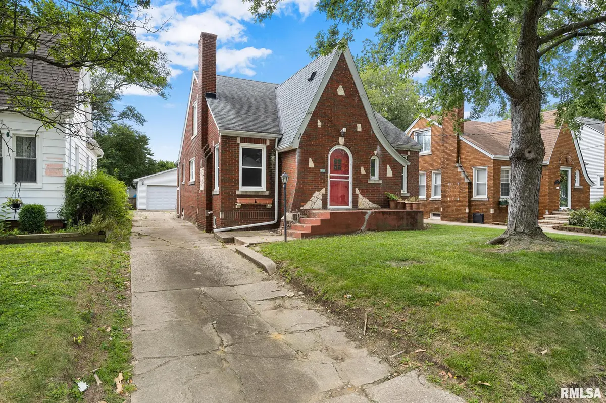 414 W LAWNDALE AVE, Peoria, IL 61604