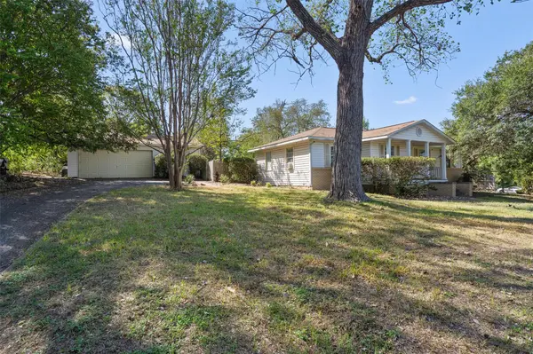 602 E 2nd ST, Georgetown, TX 78626