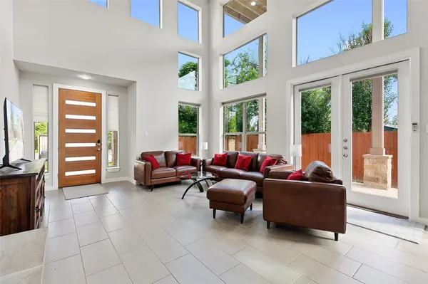 6407 Hopkins DR #A, Austin, TX 78734