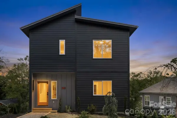 20 Laurel LOOP, Asheville, NC 28806