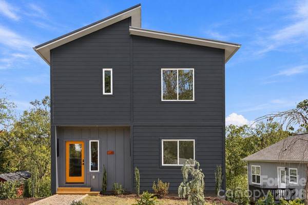 20 Laurel LOOP, Asheville, NC 28806