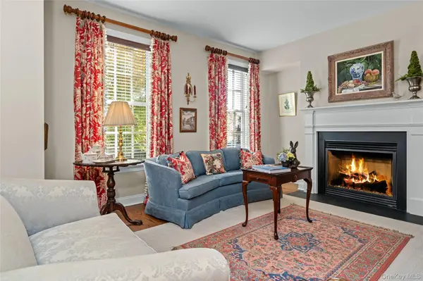 52 Cropsey ST, Warwick, NY 10990