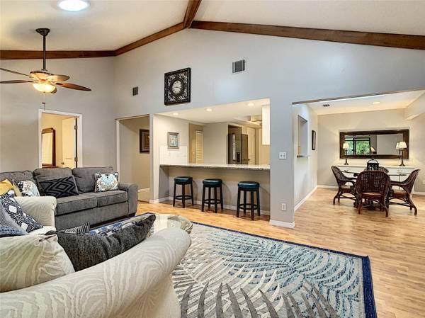 697 SAINT ANDREWS CIR, New Smyrna Beach, FL 32168