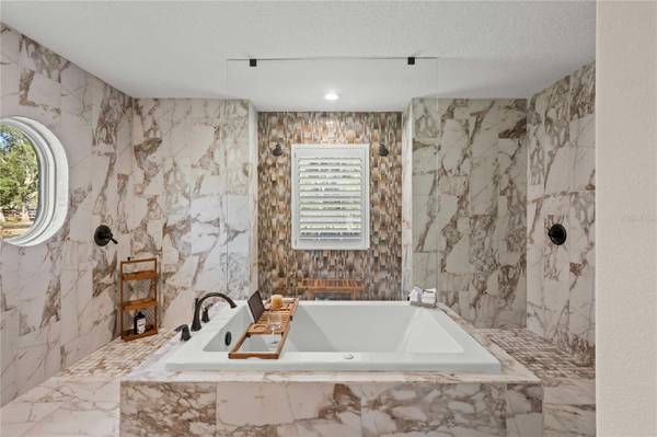 2402 N STAMPEDE DR, Beverly Hills, FL 34465