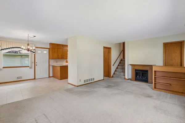 2163 29th AVE NW, New Brighton, MN 55112