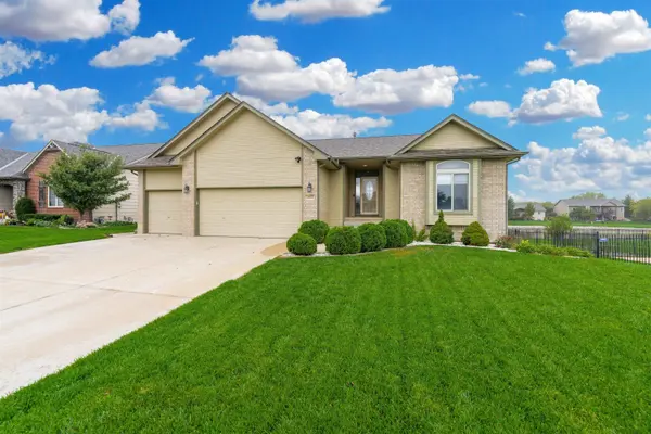 3914 N Lake Ridge, Wichita, KS 67205