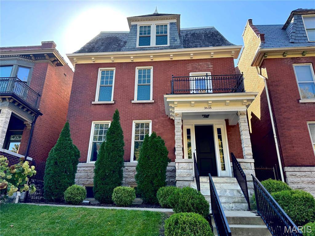 3618 Arsenal ST, St Louis, MO 63116