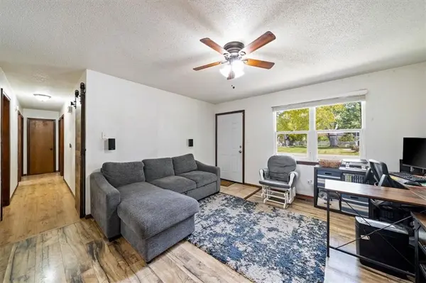 415 Main ST, Linwood, KS 66052